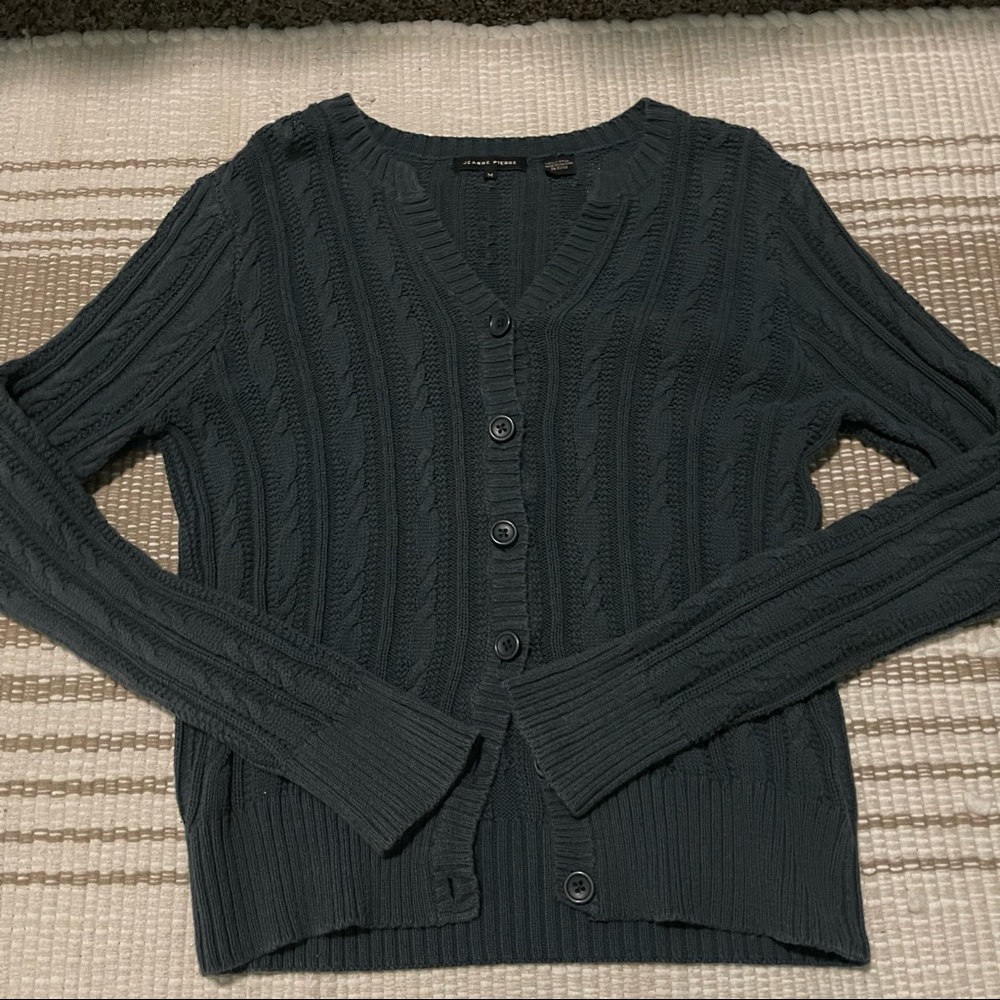 Sz M 100% cotton fitted sleeve cardigan/shirt
